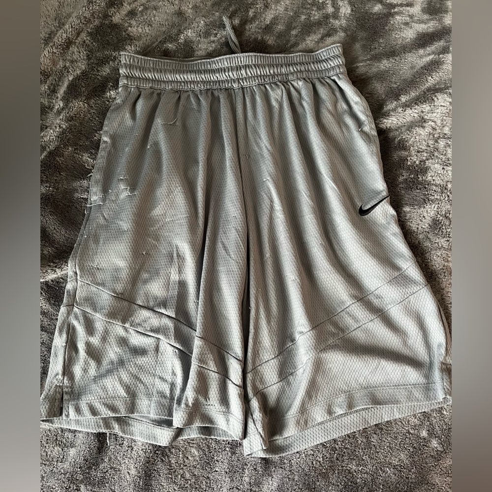 Men’s Athletic Shorts Lot - Picture 7 of 10